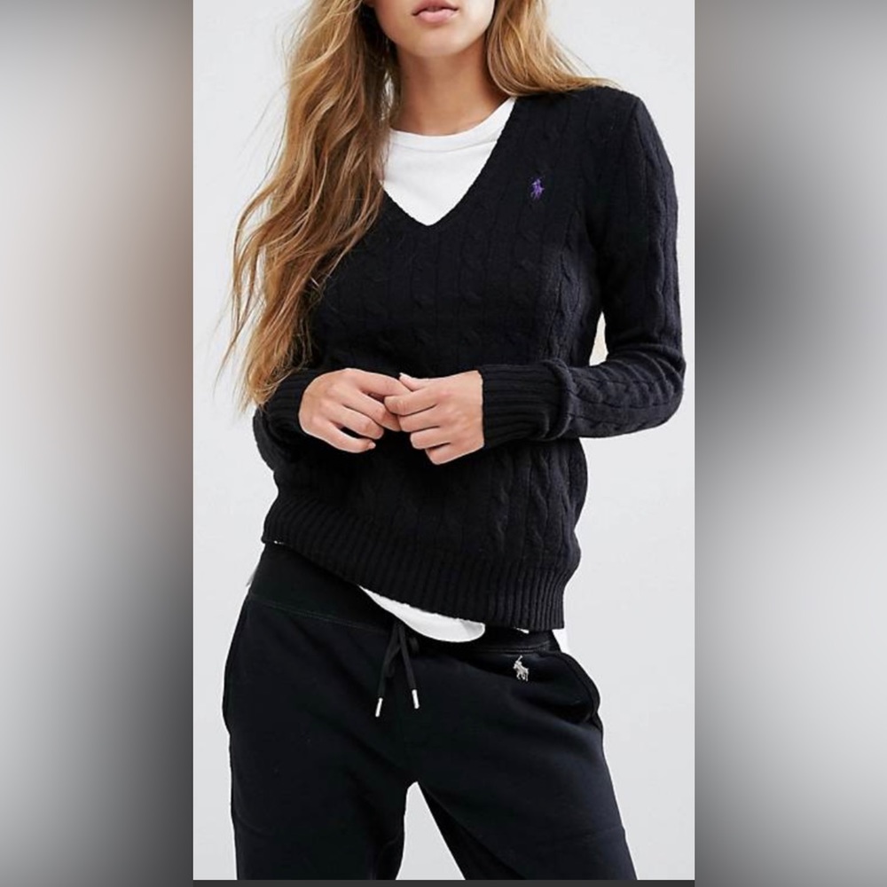 Ralph Lauren Wool and Cashmere blend V Neck sweater